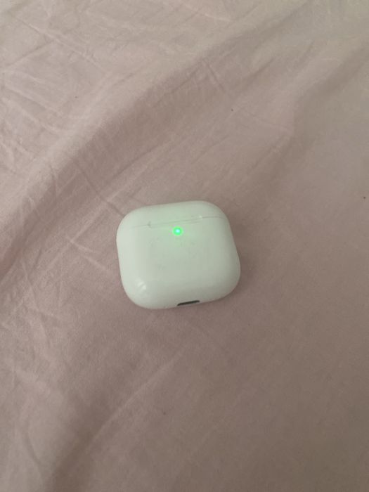 Airpods 4 идеальное состояние бу