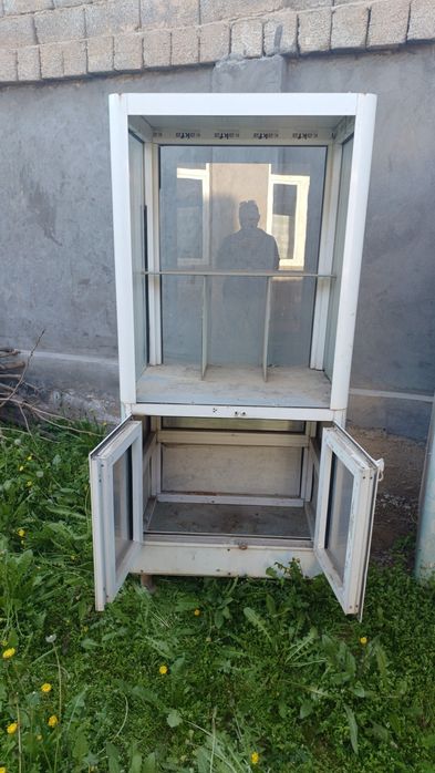 Витрина сотилади