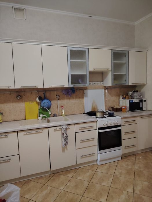 Продаётся кухня б/у