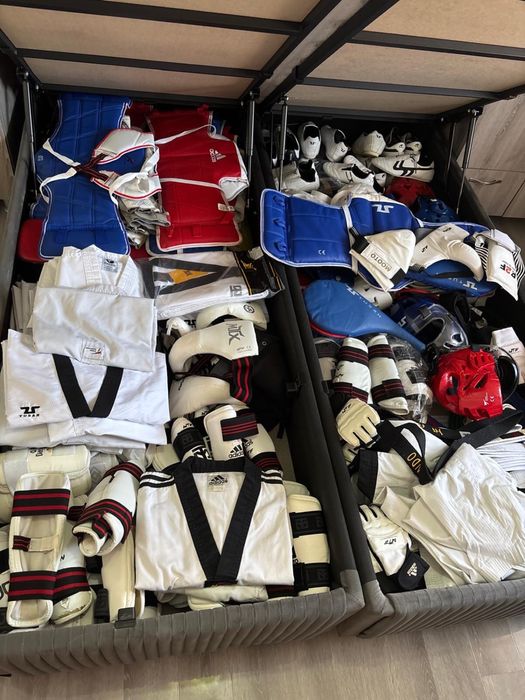 Echipament sportiv taekwondo