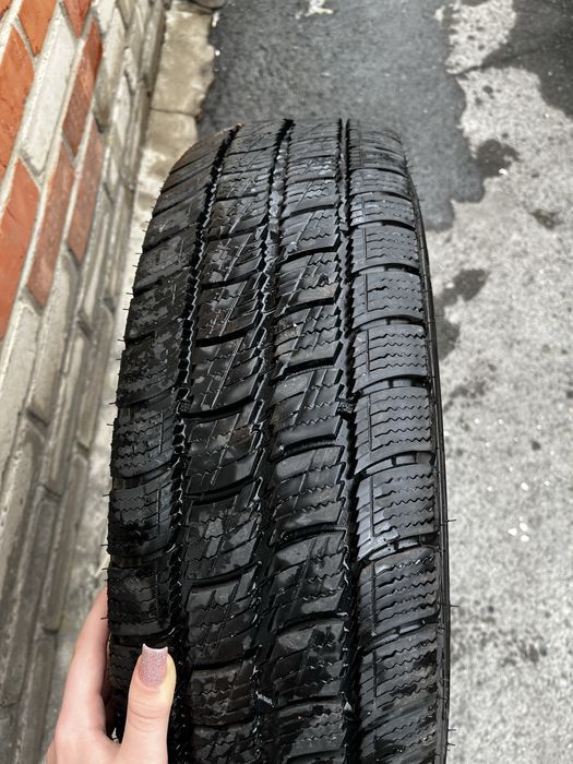 Продам шины на газель