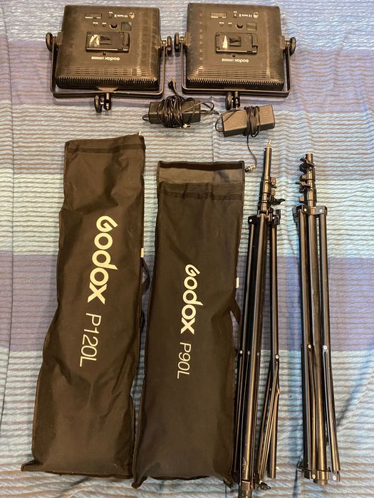 2 bucăți Godox LED 1000C +p90l+p120l+ stativ