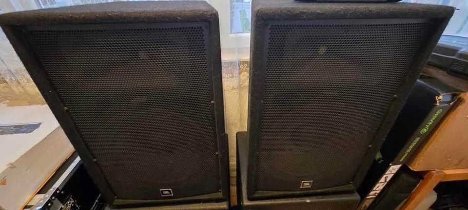 Boxe jbl jrx 215 + amplificator