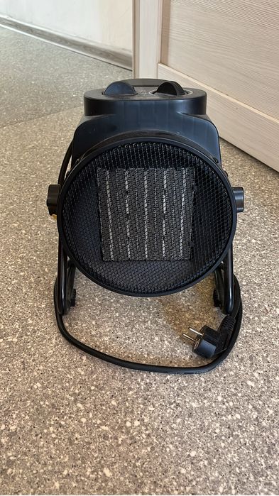 Продам обогреватель Ресанта конвектор