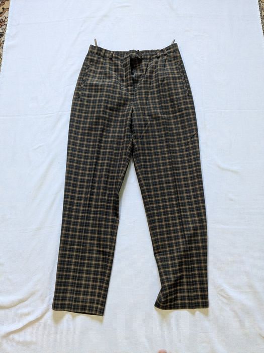 S-L. Nou. Pantaloni damă.