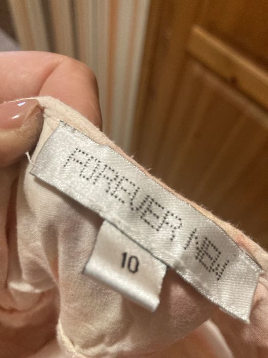 Предлагам дамски рокли.