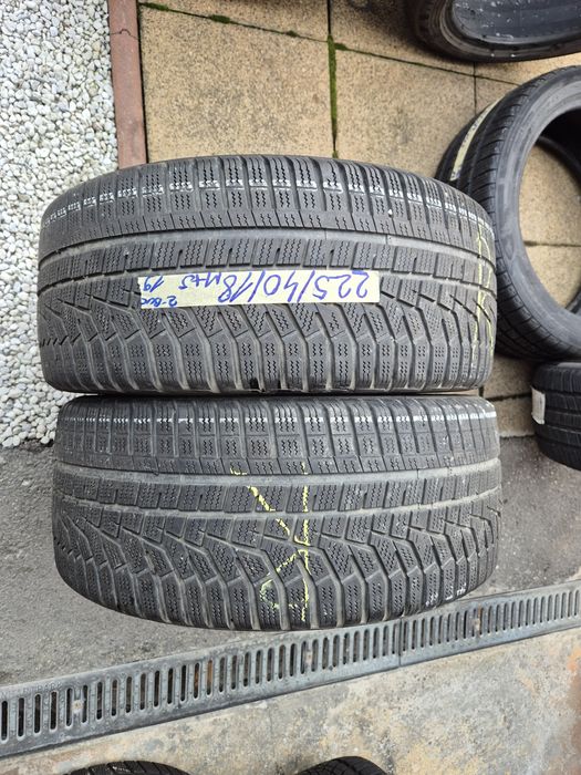 Vând cauciucuri 225/40/18 M+S 2 buc //Runflat//