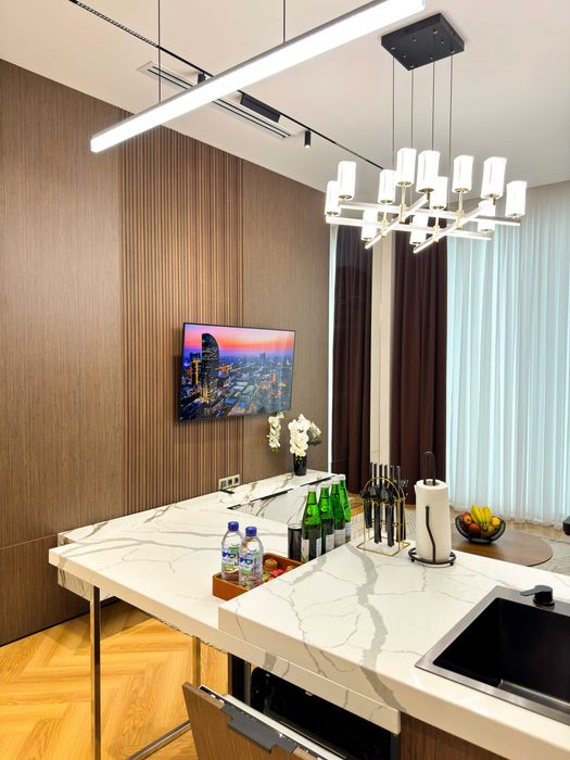 Kunlik ijara Nest One turar joy kompleksida 3 xonalik lyuks apartamen