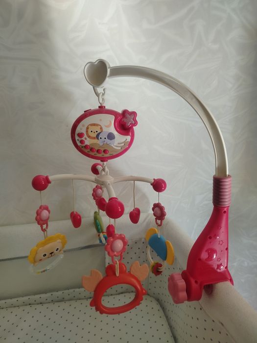 Продам детский манеж и ходунки