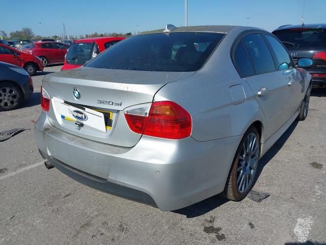 На части бмв е90 320  173кс н45