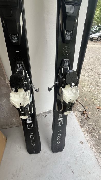 Ски Atomic cloud 9 150см