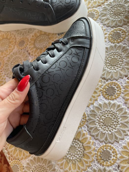 Обувки Calvin Klein