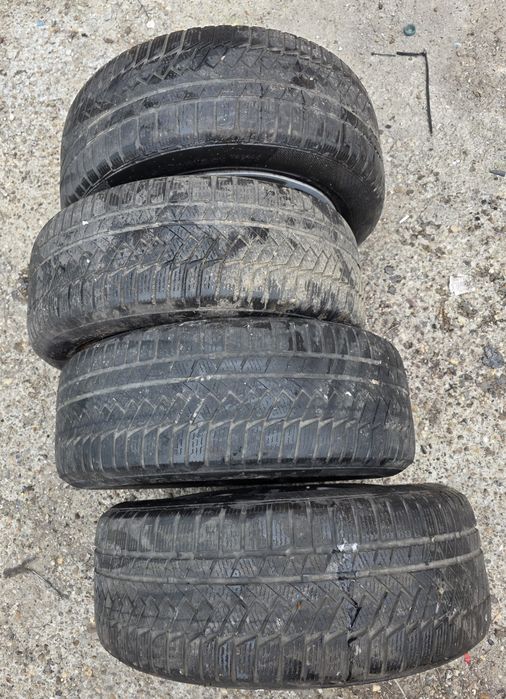 Cauciucuri iarna 235/55/17 Ford