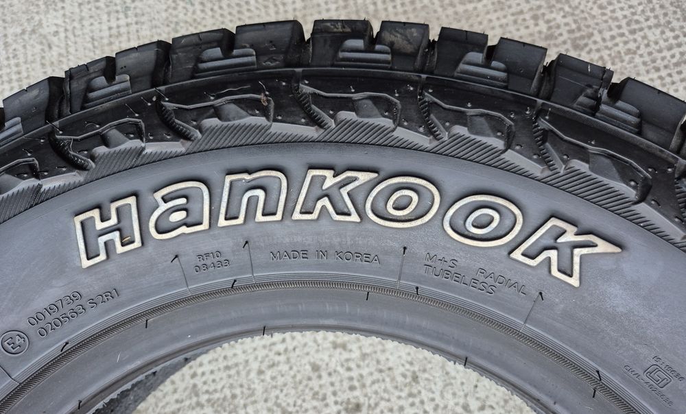 O bucată LT 215/75 R15 100/97S Hankook Dynapro ATM