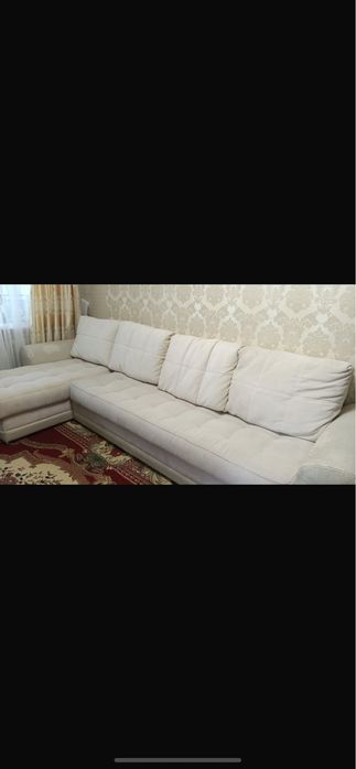 Продаю угловой диван