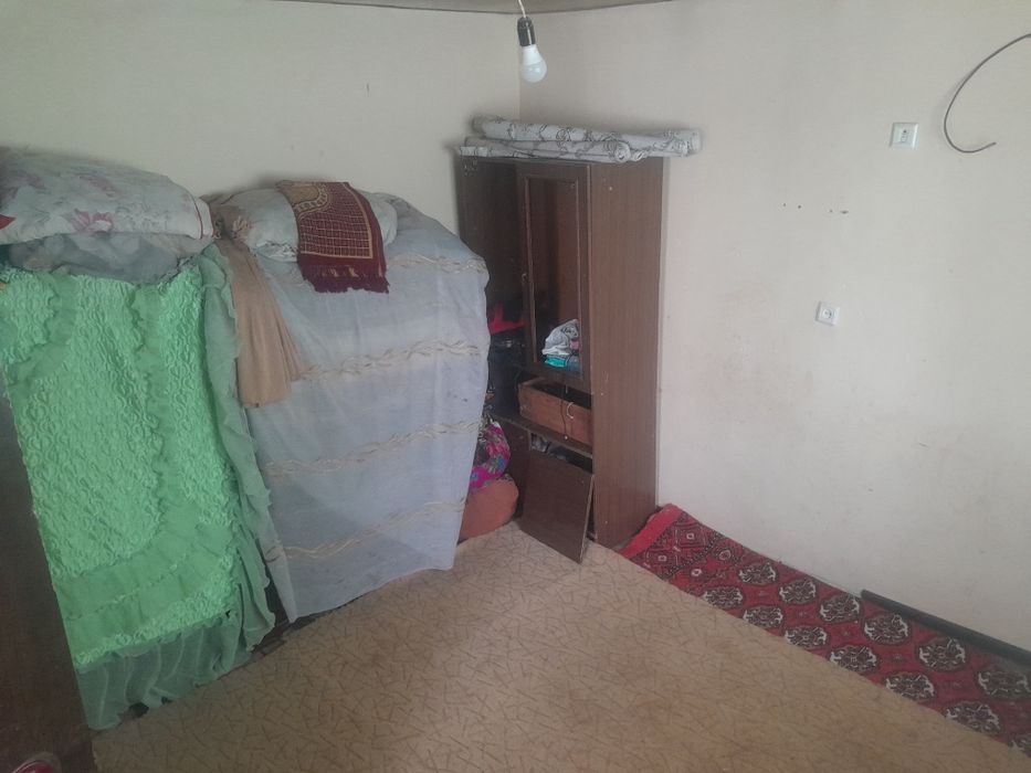 Termiz shaxar kata bog' maxalasi QIZIL SHARQ KUCHASI