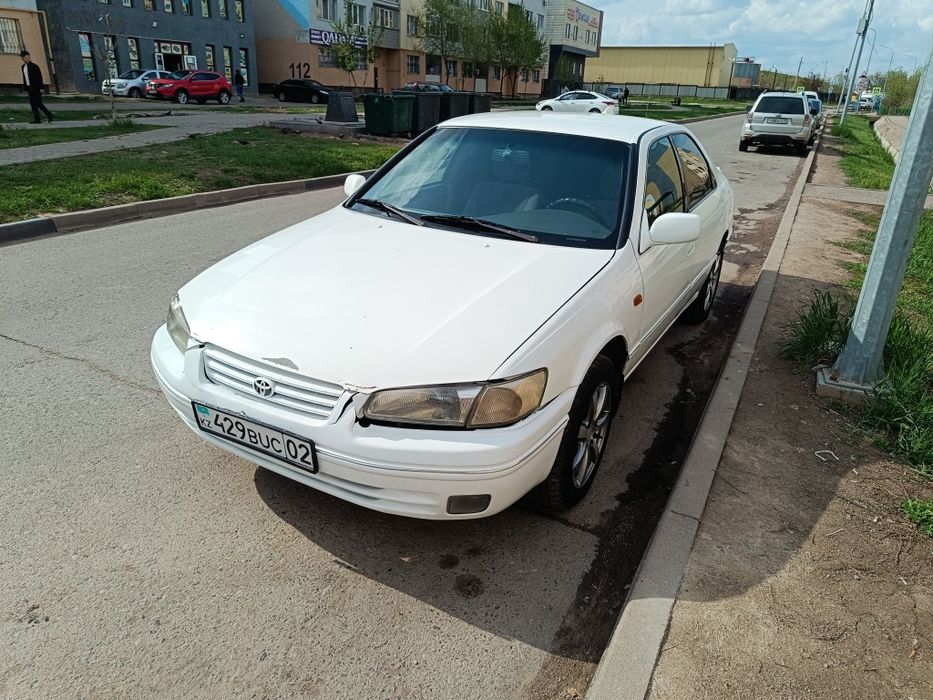 Авто в рассрочку без банка Toyota Camry