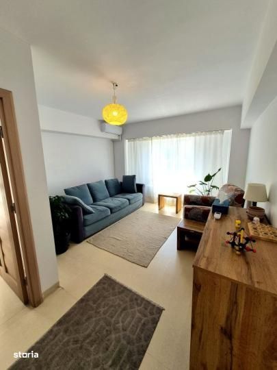Apartament - Decomandat - 4 camere - Unirii