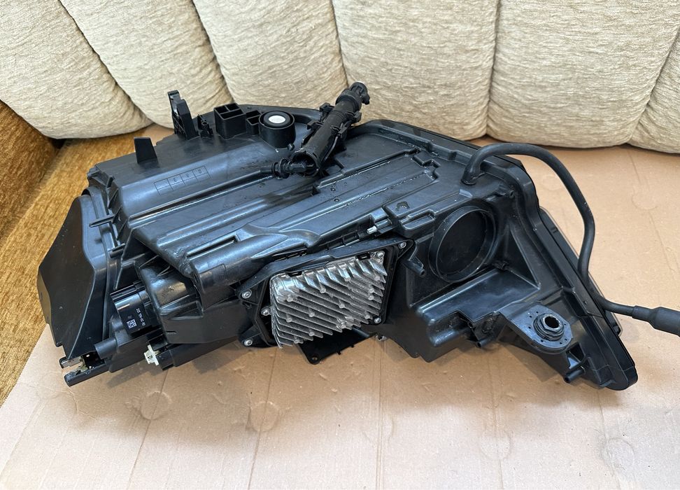 Faruri, Far stanga / Far dreapta Audi A6 C8 4K 2018-2024, Matrix