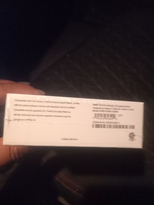 Айфон наушник сатылады