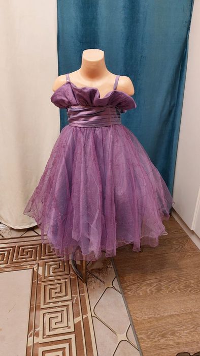 Продаю детское платье