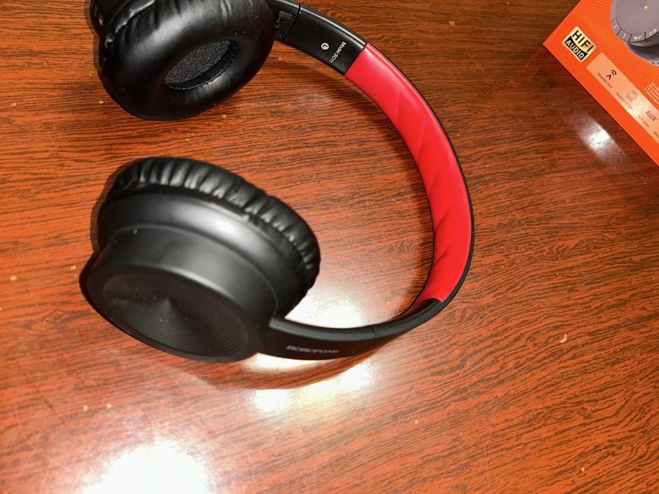 Продам наушники BOROFONE