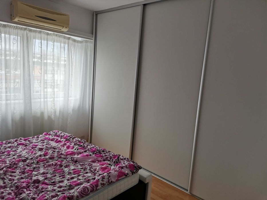 Închiriez apartament cu două camere