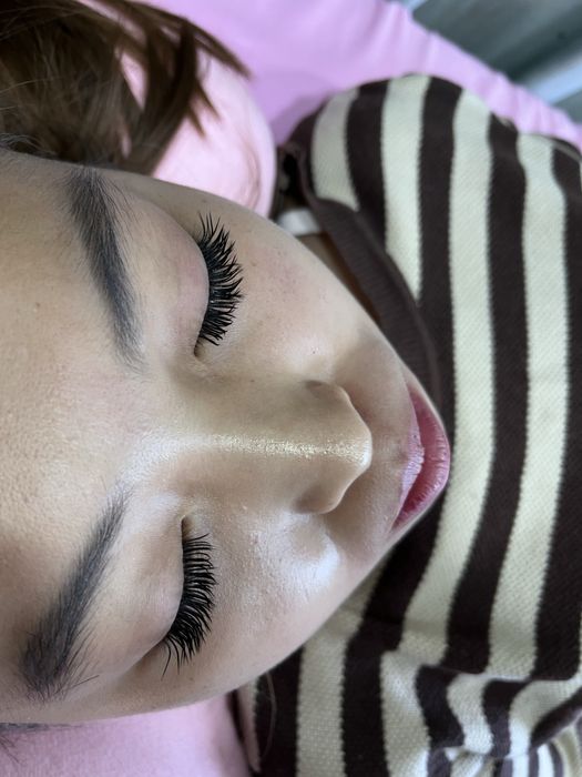Наращивание ресниц