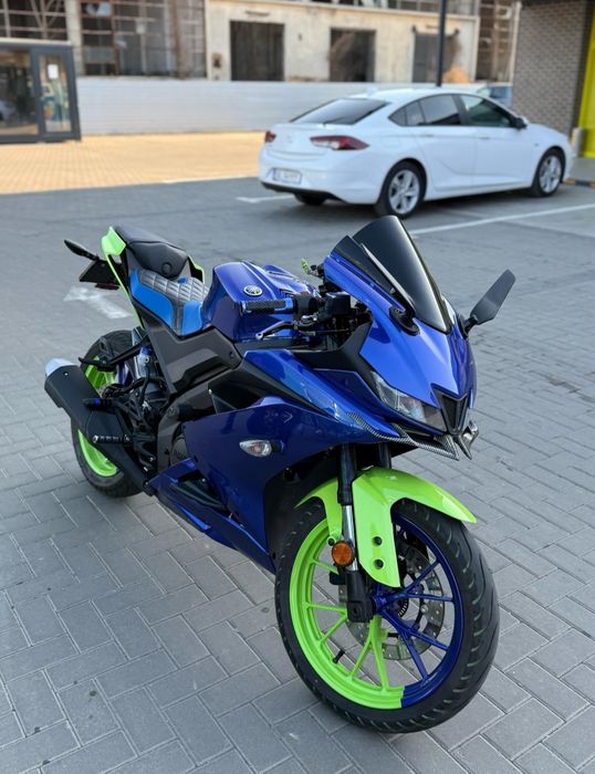 Yamaha YZF R-125 2022(generatia 3), A1