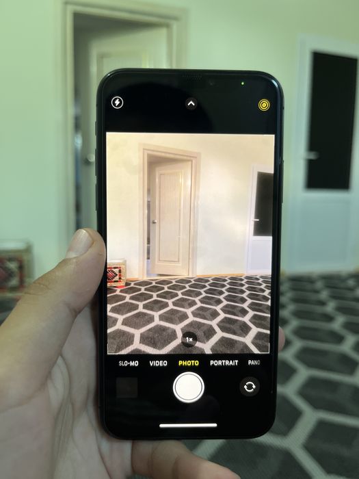 iPhone Xs LL/A region