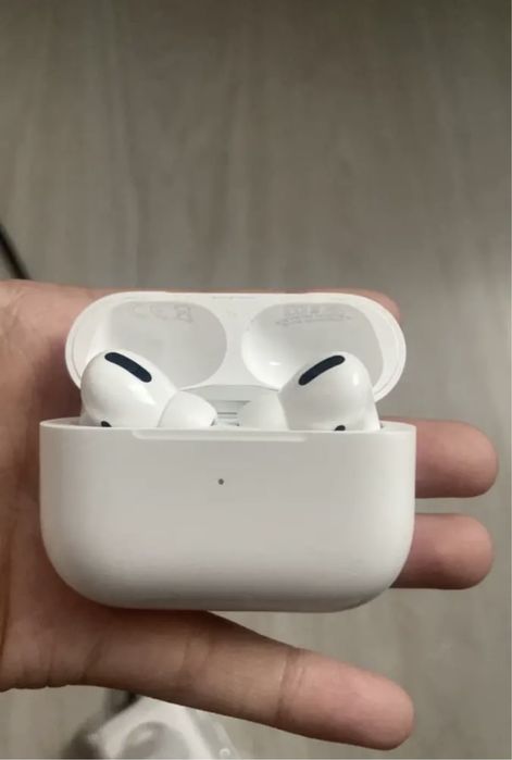 AirPods Pro наушники