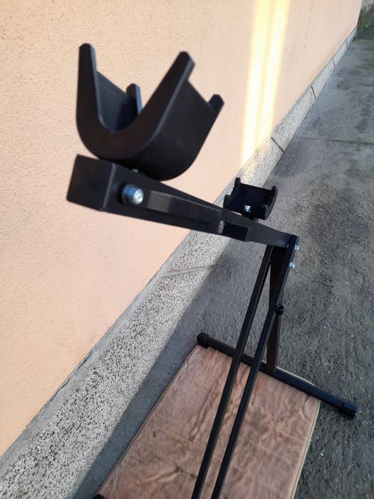 Стойка за ремонт на велосипеди