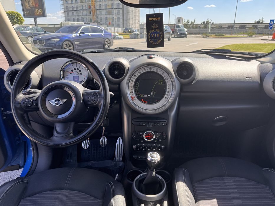 Vand Mini Cooper Countryman S 2011