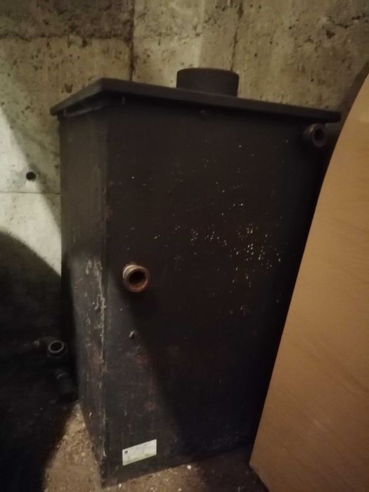 Камина на дърва с водна риза