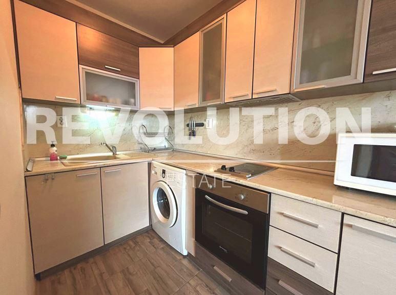 Дава се под наем Двустаен апартамент в Варна, Аспарухово - 74 кв.м за 400 € - Снимка #2