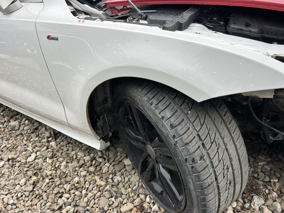 Aripă stânga față Audi A7 2013