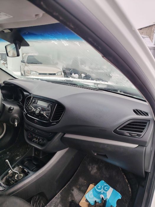 Панель лада Веста