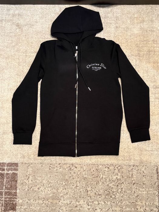 Маркови мъжки и дамски суичъри и комплекти