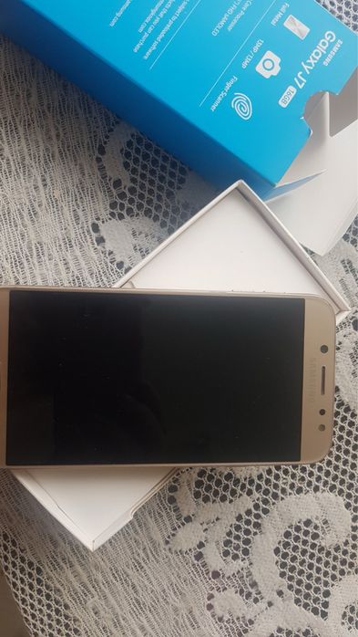 Samsung Galaxy J7