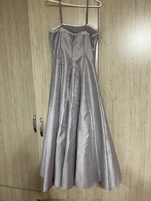 Продам красивое платье.