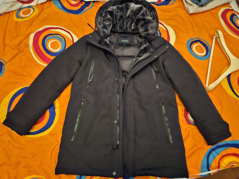 Vand geaca de iarna foarte calduroasa , barbati