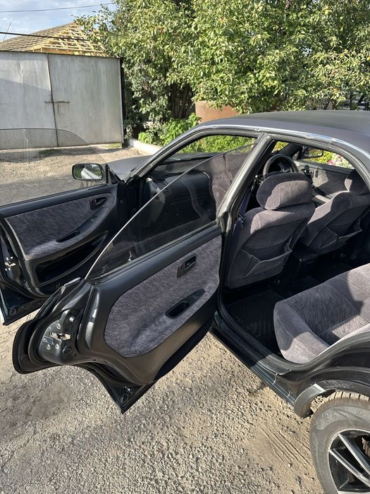 Продам машину Toyota Wimdom