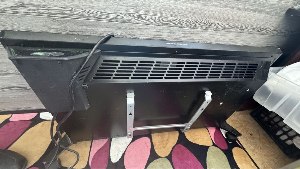 Обогреватель настенный , напольный