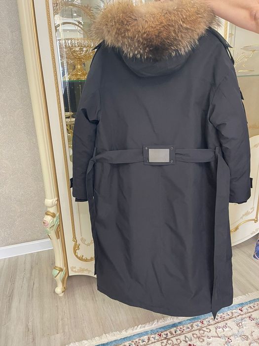 Пуховик  зимний чёрный