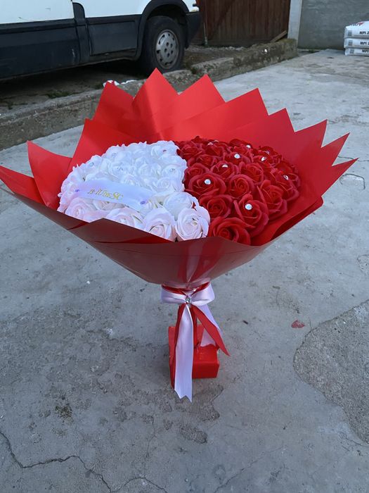 Buchete trandafiri din sapun