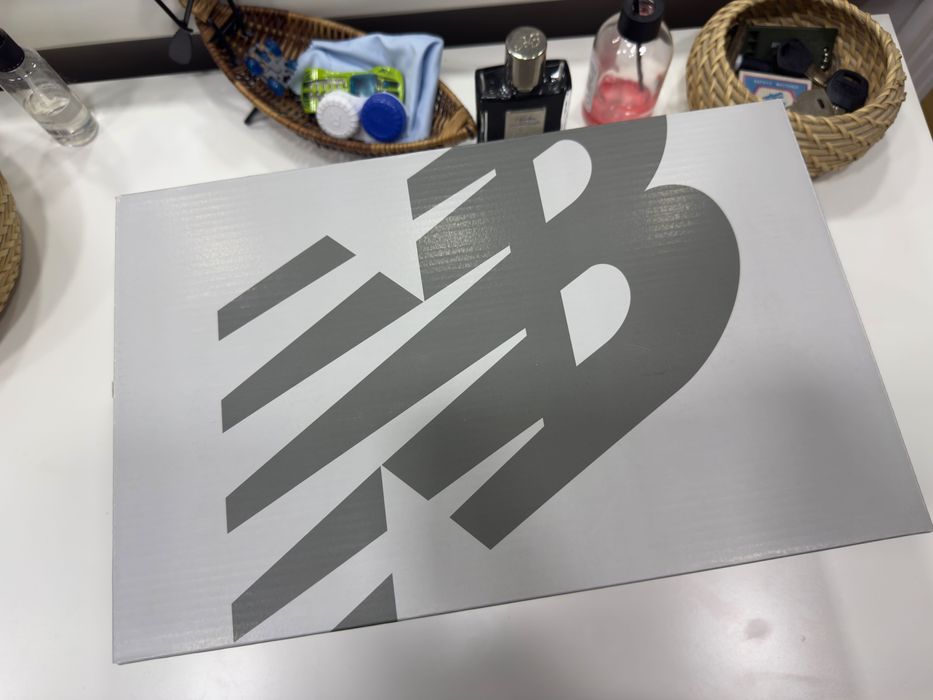 Кроссовки new balance 990v6