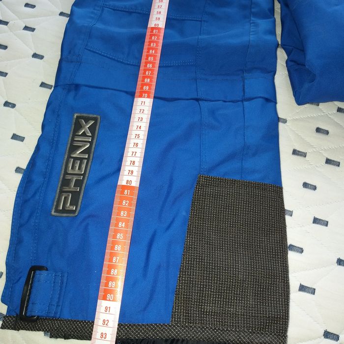 Vand pantaloni de schi