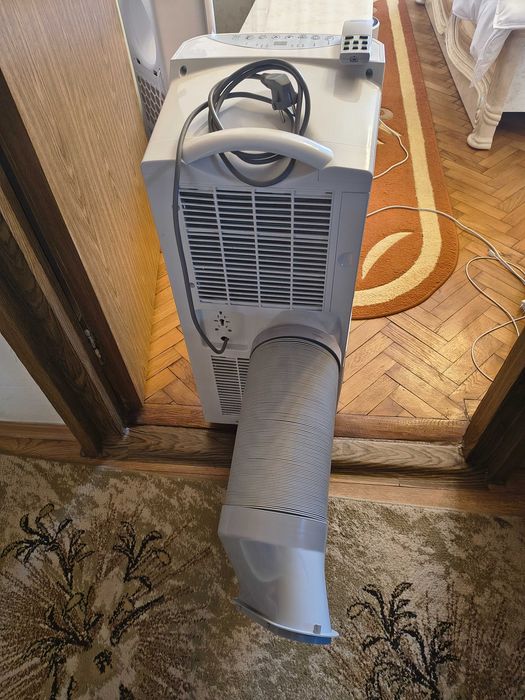 Vând urgent clima Breston adusă din Germania folosită o lună de zile!!! Pentru mai multe detalii la telefon.