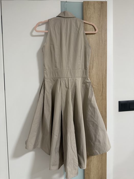 Спортно елегантна рокля