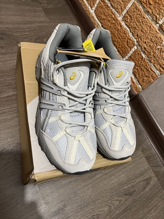 Кроссовка Asics